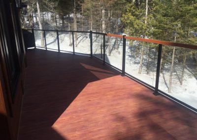 Pavimento per terrazze in alluminio Alu Floors Scandinavia. Colore finto legno 