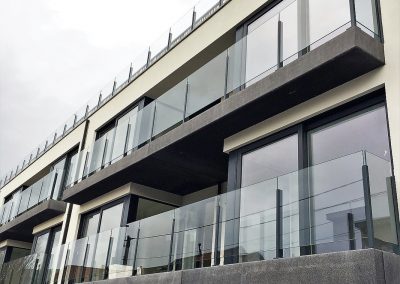 Alu Floors Scandinavia crystal_line 18 Orbit balustrades en palen