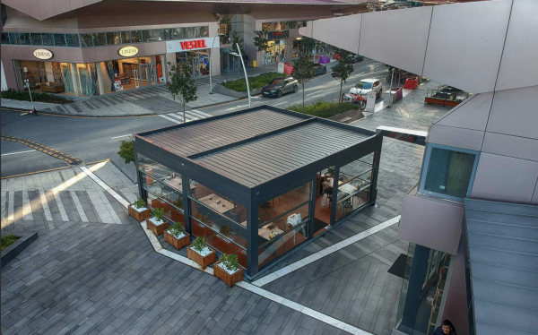 Lamas retráctiles Pergola Free Electric