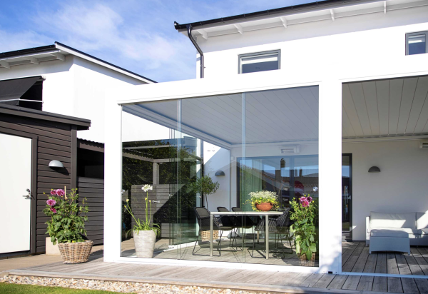 Pérgola bioclimática de aluminio