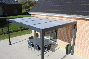 Een solide en esthetische zelfdragende aluminium pergola gemaakt in Frankrijk