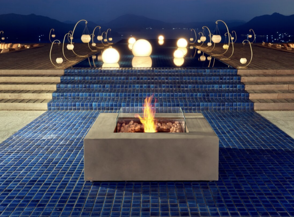 Base 40 Ecosmart fireplace table