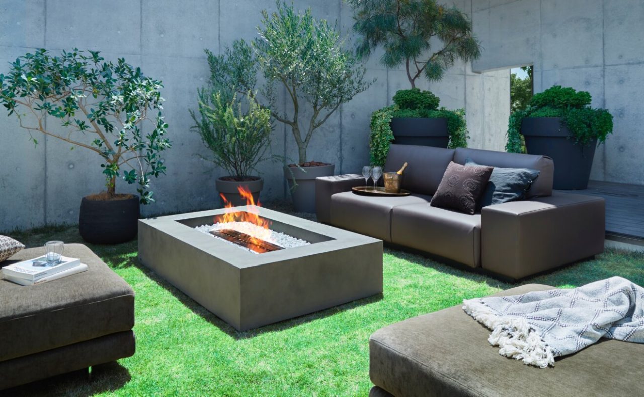 HEATED OUTDOOR TABLES - Alu Floors Scandinavia