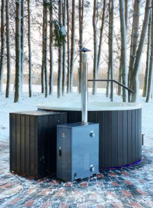 Luxe acryl hottub met diesel verwarmingssysteem