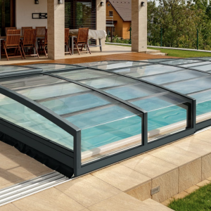 Poolshelter en swimmingpool shelter