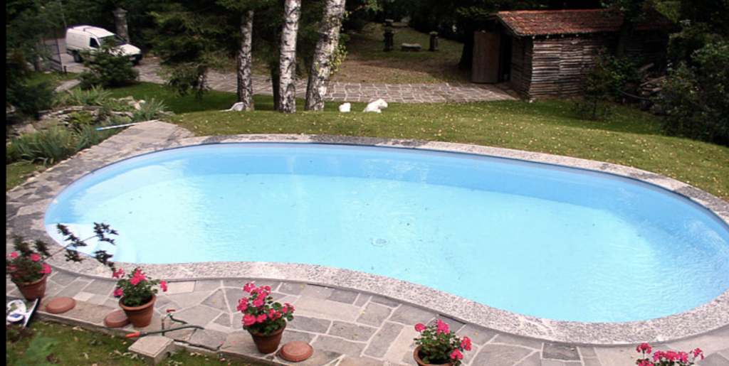 Piscine en kit Bijou