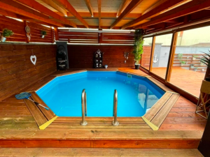 Bovengronds houten zwembad Zonneschijn.