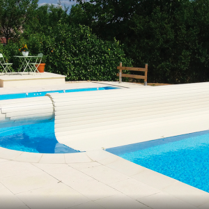 Pratica copertura solare a doghe per piscina fuori terra